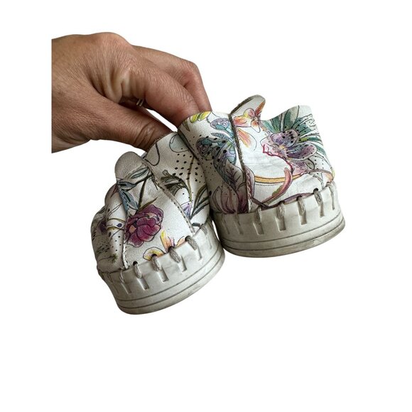 ERIC MICHAEL Floral Leather Lace Up Sneakers Size 41 - Picture 5 of 6